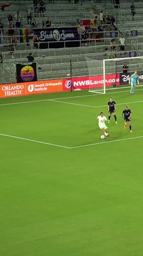 The backheel challenge 😅 #NWSL