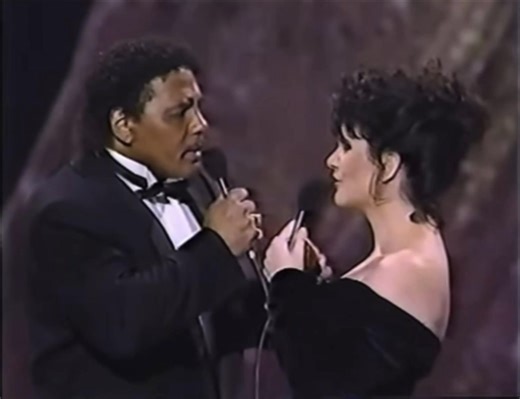 One of our favorite Grammy performances of all time. Linda Ronstadt and Aaron Neville performing “Don’t Know Much” at the 32nd Grammy Awards in 1990. Later that evening, they won Best Pop Performance by a Duo or Group with Vocal. | Linda Ronstadt