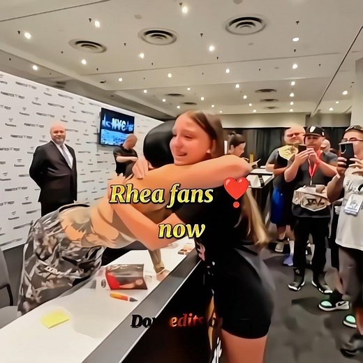 Dominik fans with Rhea fans ❣️#wwe #ytshorts WWE trending shorts