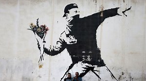Expo : Banksy Genius or Vandal ? - RTBF Actus