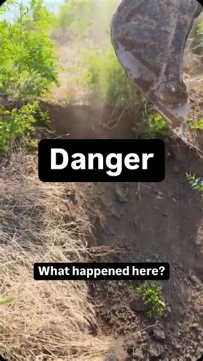 Daniel Souza - CEP civil engineering🇨🇦 on Instagram: "Underground excavation is no joke — especially near gas pipelines. ⚠️ One wrong move can cost lives. Every year, serious accidents happen because of improper digging practices around buried utilities. Gas pipelines, often just a few feet below the surface, can rupture if struck by excavation equipment. The consequences? Fires, explosions, injuries — or worse. That’s why safety protocols are not optional. They’re life-saving. 📍 Before diggi