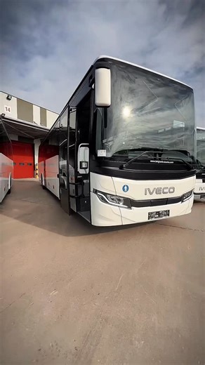 👀 FOR SALE 2x Iveco Crossway 12m (2025) ↘️ Ref: 24238 Brand-new and ready for action these 2 units of Iveco Crossway 12m are built for comfort, capacity, and reliability. Perfect for school transport, public lines, or regional services. 🔧 Specs at a glance: • Mileage: only 1,129 KM • 320 HP | 235 kW | Euro 6 • Automatic gearbox Retarder • Length: 12.1 m | Height: 3.46 m • Color: White ✔️Seating & Capacity: • 55 passenger seats 1 guide driver • Max capacity: 79 (incl. standing places: 22) ✔️Fea