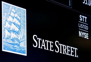 State Street to offer proxy voting choices to retail investors