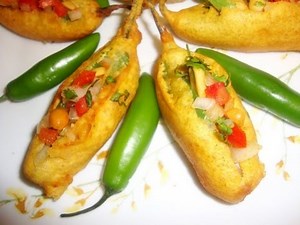 Paneer Aloo Bajji Recipe With English Subtitles