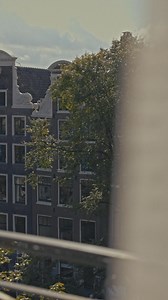 Boutique Hotel in the heart of Amsterdam. We offer a full service concept, this means that your stay always includes breakfast and unlimited use of open bar and minibar. | Banks Mansion