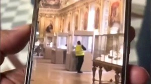 Questions Mount Over Security Failure at Louvre Following Heist | Haystack News