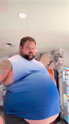 Feeling Full: Gurgles and Huge Belly Moments