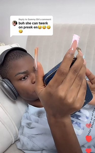Daisy Melanin: Creative Twisting Videos and Highlights