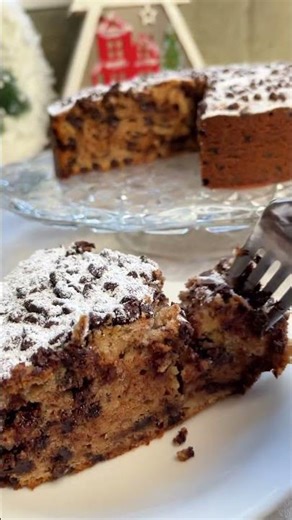 The ONLY Cake You Need This Christmas 😳🎄.... #thebakefeed #cakerecipe #bakingmadeeasy