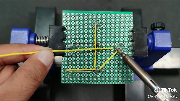 Joystick Controller Tester Circuit. #diy #diyproject #electric #energy #circuit