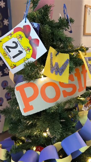 The prep for Wamsley’s Winter Wonderland is in full swing! ❄️✨ Students and staff have been busy building decorations, hanging lights, prepping fire pits, and transforming the school into a magical holiday celebration — and TONIGHT is the night! 🎄 Winter Wonderland 📅 Thursday, Dec. 11 🕠 5:30–7:30 PM 📍 Open to the whole community! Enjoy free hot chocolate, cookies, and marshmallow roasting, plus carnival games, face painting, Santa photos, and Christmas caroling throughout the night. Come fee