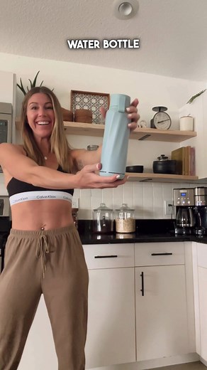 Smart Water Bottle with Bluetooth Connectivity and LED Hydration Reminder