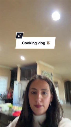 Cooking Broccoli Cheddar Soup with Chef Netanya