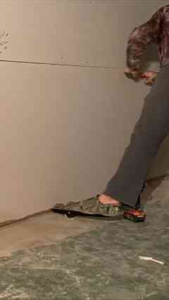 DIY Drywall Installation in Basement!