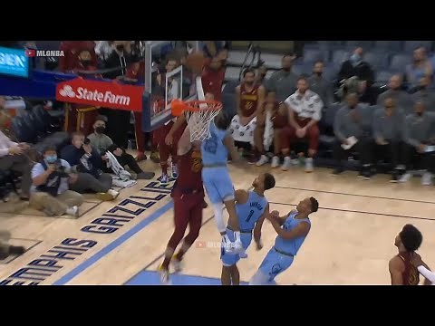 Ja Morant blocks a 7 footer like it’s nothing