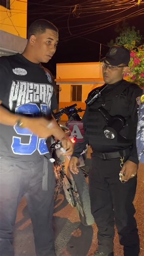 La policia en los barrios de SFM #agenda56 #viral_video #viral | police