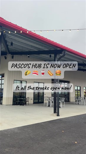 My family is so excited that the Pasco’s Summer Hub is NOW OPEN!! Each and every one of these trucks are so delicious. Make sure to go try them all! #tricitieswa #foodintricities #thingstodointricities #pascowa #kennewickwa