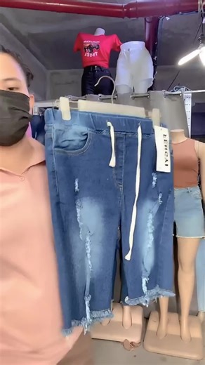 Women's Stretch Ripped Denim Shorts High Waist Distressed Fashionable Summer Wear