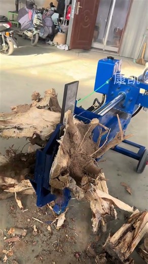 This is an extremely useful wood-splitting machine. It can easily split tree roots. Wood-s