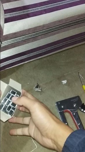 How to load staples in a heavy duty stapler