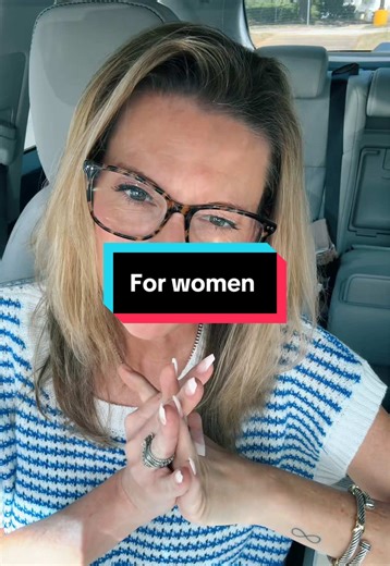 She Reads Truth Bible: A Devotional Guide for Women