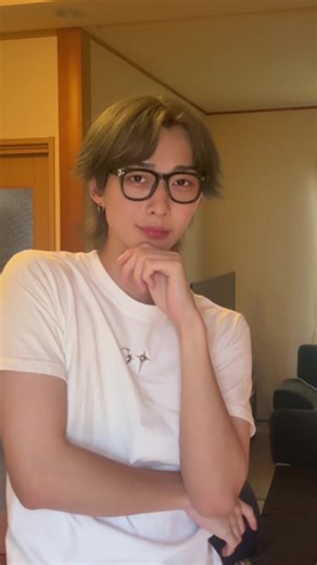 初めてライブ見る子は、みんなサバサバしてるねとか言うけど、ギャップがある方が沼るだろ。 ちゃんと犬な部分もあるんだから、更にいいだろ！ #ギャップ #おすすめ #05