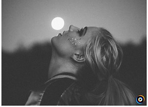 violet days | Lyrics, Song Meanings & Music Videos