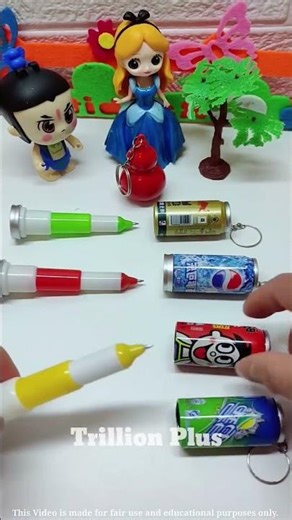 that's not the red cap 🤣~mini wood toy- woodworking art skill/wood hand #shorts