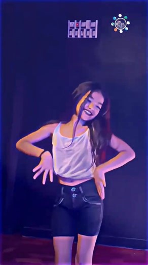 Mere_🎀 Mummy_nu_pasand_nahin tu ✨🩷 alight motion editing video #xmlprese #alightmotion #dance #edit