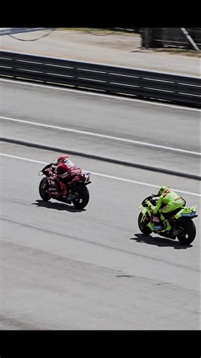 #marcmarquez #fabiodigiannantonio sideby side #sepangtest