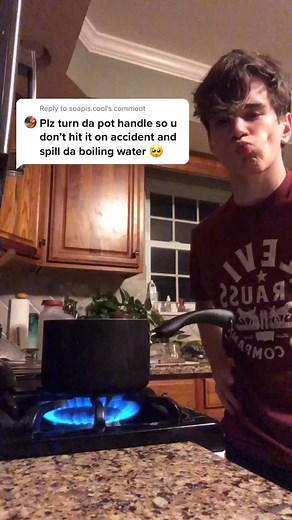 Reacting to Cold Water Challenge | Funny Video