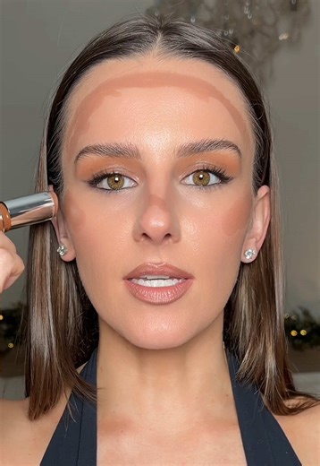 Contouring vs. Bronzing: Master Your Makeup Technique