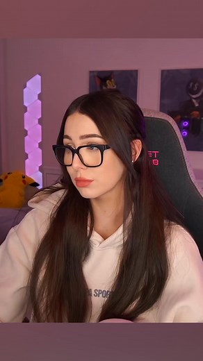 87K views · 810 reactions | HOW  #twitchmoments #TextToSpeech #GamerGirl #react #jokes #twitch #twitchclips #tts #twitchstreamer #funny #texttospeech #pickupline #gamergirl | mikaylahau | Facebook