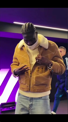 Barcelona's 3 Points Celebration Explained