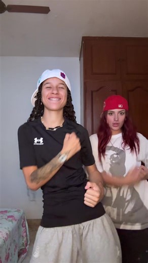 Os vídeos de Dudinha7 (@021_eduarrda) com original sound - Jeremiah Custodio