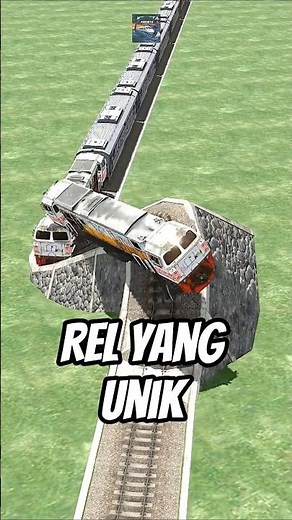 Kereta Melewati Rel Unik #keretaapi #train #automobile #viral #railway #railroad #lokomotif #shorts