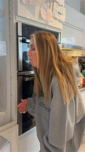 46K views · 1.1K reactions | She’s choking  #fblifestyle | NT | Facebook