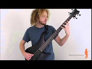 How to Play Major Scales on a Bass Guitar