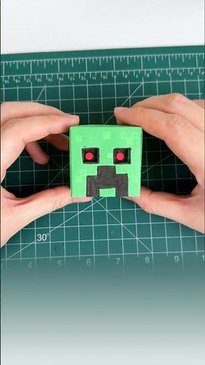 Easy Minecraft Creeper Paper Craft DIY Minecraft Cube Tutorial
