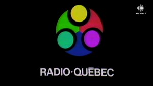 Saviez-vous qu'à ses débuts, Radio-Québec (devenue Télé-Québec en 1996) produisait des émissions de télévision mais n'en était pas le diffuseur? Ce n'est qu'en 1975, soit 7 ans après sa création, que Radio-Québec fait son apparition sur le câble, au poste 17 à Montréal et 15 à Québec. Avant le 19 janvier 1975, le principal collaborateur de Radio-Québec est le ministère de l’Éducation. Les émissions de Radio-Québec se retrouvent à l’antenne de Radio-Canada et de quelques stations privées et sont
