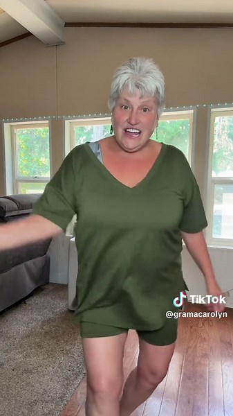 Exploring Sade's Smooth Operator and Classic Vibes