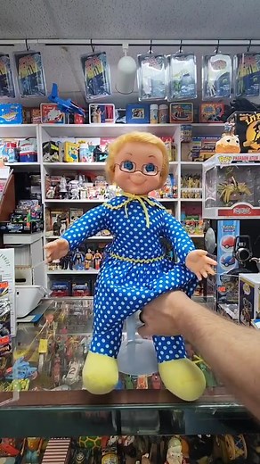 1967 Mattel's Talking Mrs. Beasley doll from the Family Affair TV show! #thetoystimeforgot #getyourtoysback #familyaffair #mrsbeasley #mattel | The Toys Time Forgot