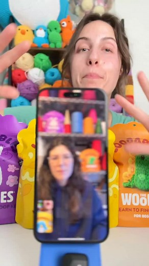 She wanted to loop you in on the new Loopables Fingerloop Kits 🤗 #thewoobles #loopables #fingerloop #fingerlooping #thewoobleverse | The Woobles