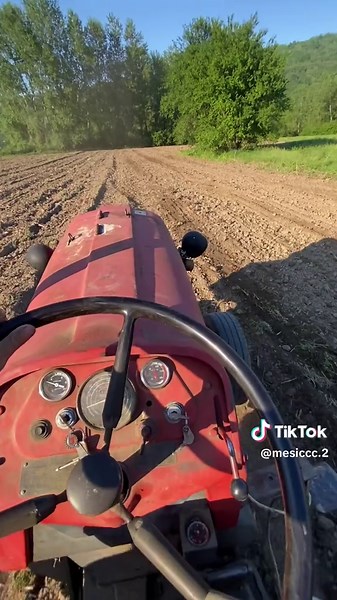 @pg_Paskota #foryoupage #fyp #2025 #poljoprivreda❤️ #imt #imt558 #imt🇷🇸