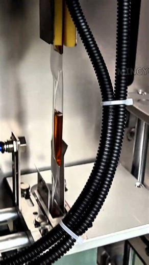 How to pack honey stick?3 sides sealing round corner bag honey syrup juice beverage packing machine