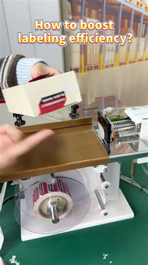 What if many products need labeling? Just use this labeling machine. #labelingmachine#flatsurface