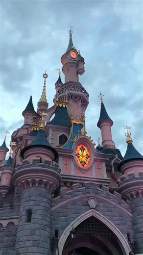 Caledonian Travel on Reels