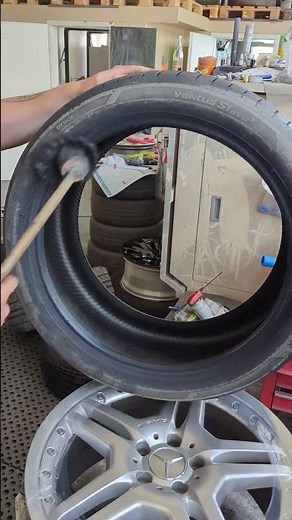 Fresh tires for the V8 coupe 🛞#mechanic #repair #mercedes #v8 #tyre #diy #car #wheels