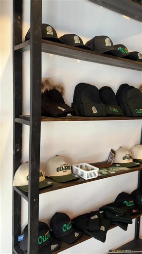 ✨ 𝗦𝘁𝗶𝗹𝗹 𝗡𝗲𝗲𝗱 𝗮 𝗖𝗵𝗿𝗶𝘀𝘁𝗺𝗮𝘀 𝗚𝗶𝗳𝘁? 𝗪𝗲’𝘃𝗲 𝗚𝗼𝘁 𝗬𝗼𝘂 𝗖𝗼𝘃𝗲𝗿𝗲𝗱! ✨🎄 Even though our online orders are now closed for Christmas, there are still plenty of ways to snag your favourite local swag from Team Outfitters! 🛍️ 𝗩𝗶𝘀𝗶𝘁 𝗨𝘀 𝗜𝗻-𝗦𝘁𝗼𝗿𝗲 Our Mitton Street Sarnia and Downtown Petrolia locations are stocked with apparel and gifts from your favourite local teams, schools, and community partners. Hoodies, tees, hats, stickers, drinkware - tons of great opti