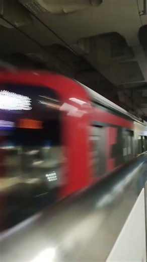 京急新1000形が羽田空港行が京急蒲田に入線#京急電鉄 #京急新1000形 #1000形